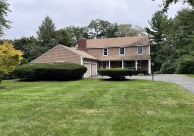 31 Blood Rd, Andover, Massachusetts 01810, 4 Bedrooms Bedrooms, 8 Rooms Rooms,2.5 BathroomsBathrooms,Residential Lease,For Rent,Blood Rd,73056797