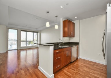 100 Station Landing, Medford, Massachusetts 02155, 1 Bedroom Bedrooms, 3 Rooms Rooms,1 BathroomBathrooms,Residential,For Sale,Skyline Condominium,Station Landing,73061106