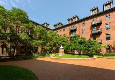 21 Father Francis Gilday St, Boston, Massachusetts 02118, 2 Bedrooms Bedrooms, 4 Rooms Rooms,2 BathroomsBathrooms,Residential,For Sale,Penmark,Father Francis Gilday St,72993371