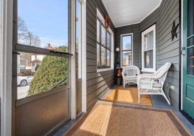 149-151 Warren Ave, Milton, Massachusetts 02186, 4 Bedrooms Bedrooms, 11 Rooms Rooms,2 BathroomsBathrooms,Residential Income,For Sale,Warren Ave,73083165