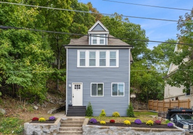 69 Pierce St, Malden, Massachusetts 02148, 4 Bedrooms Bedrooms, 14 Rooms Rooms,2 BathroomsBathrooms,Residential Income,For Sale,Pierce St,73073562