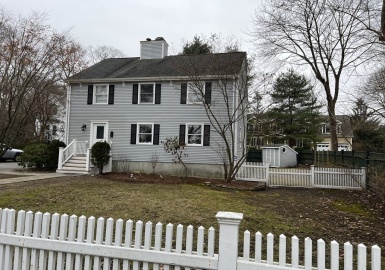 71 Smith Street, Wellesley, Massachusetts 02482, 4 Bedrooms Bedrooms, 7 Rooms Rooms,2.5 BathroomsBathrooms,Residential Lease,For Rent,Smith Street,73052972