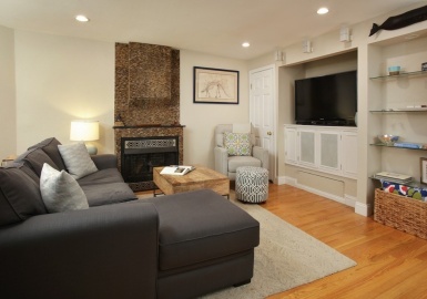 41 Warren Avenue, Boston, Massachusetts 02116, 1 Bedroom Bedrooms, 4 Rooms Rooms,1 BathroomBathrooms,Residential Lease,For Rent,Warren Avenue,73067584