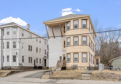 128 Stafford Street, Worcester, Massachusetts 01603, 6 Bedrooms Bedrooms, 15 Rooms Rooms,3 BathroomsBathrooms,Residential Income,For Sale,Stafford Street,73067063