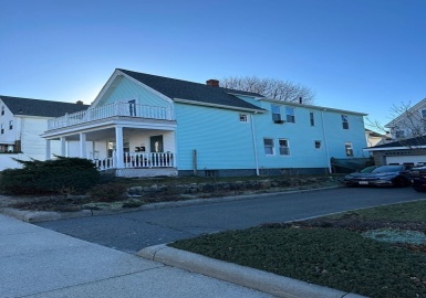 972 Broadway, Everett, Massachusetts 02149, 5 Bedrooms Bedrooms, 11 Rooms Rooms,2 BathroomsBathrooms,Residential Income,For Sale,Broadway,73077604