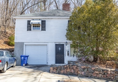 265 Varick Road, Newton, Massachusetts 02468, ,Land,For Sale,Varick Road,73090200