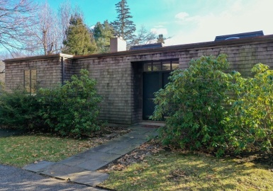 30A Pond, Wellesley, Massachusetts 02482, 1 Bedroom Bedrooms, 3 Rooms Rooms,1 BathroomBathrooms,Residential Lease,For Rent,Pond,73069647
