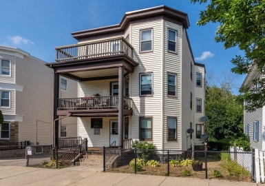 126 Neponset Ave, Boston, Massachusetts 02122, 3 Bedrooms Bedrooms, 5 Rooms Rooms,1 BathroomBathrooms,Residential Lease,For Rent,Neponset Ave,73056021