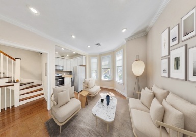 19 Perrin, Boston, Massachusetts 02119, 4 Bedrooms Bedrooms, 7 Rooms Rooms,1 BathroomBathrooms,Residential Lease,For Rent,Perrin,73203402