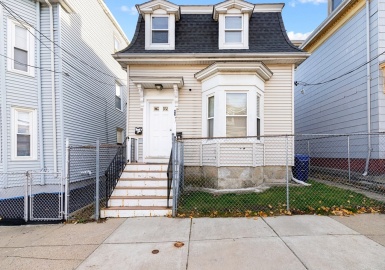 43 Woodward Ave, Boston, Massachusetts 02119, 3 Bedrooms Bedrooms, 8 Rooms Rooms,2 BathroomsBathrooms,Residential Income,For Sale,Woodward Ave,73063314