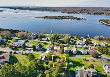 0 Pettey Lane, Westport, Massachusetts 02790, ,Land,For Sale,Pettey Lane,73059644