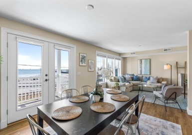 216 Water Street, Plymouth, Massachusetts 02360, 2 Bedrooms Bedrooms, 7 Rooms Rooms,1.5 BathroomsBathrooms,Residential Lease,For Rent,Water Street,73057356
