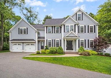 127 Lowell St, Lexington, Massachusetts 02420, 5 Bedrooms Bedrooms, 11 Rooms Rooms,3.5 BathroomsBathrooms,Residential Lease,For Rent,Lowell St,73064292