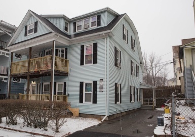 38 Oberlin St, Worcester, Massachusetts 01610, 9 Bedrooms Bedrooms, 16 Rooms Rooms,3 BathroomsBathrooms,Residential Income,For Sale,Oberlin St,73076453