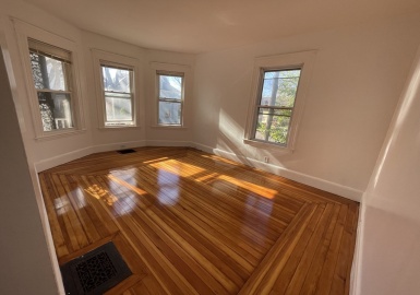 26 Walton St, Boston, Massachusetts 02124, 3 Bedrooms Bedrooms, 7 Rooms Rooms,1 BathroomBathrooms,Residential Lease,For Rent,Walton St,73057390