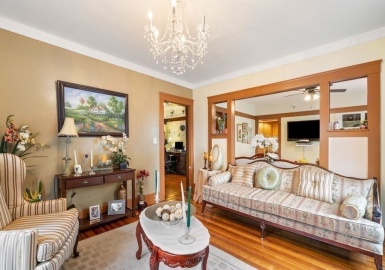 8 Seymour Street, Boston, Massachusetts 02131, 2 Bedrooms Bedrooms, 5 Rooms Rooms,1 BathroomBathrooms,Residential Lease,For Rent,Seymour Street,73058734
