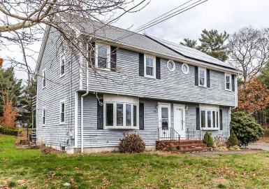540 High St, Bridgewater, Massachusetts 02324, 3 Bedrooms Bedrooms, 6 Rooms Rooms,1.5 BathroomsBathrooms,Residential,For Sale,High St,73062219