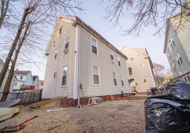 46 Bulfinch St, Lynn, Massachusetts 01904, 6 Bedrooms Bedrooms, 14 Rooms Rooms,3 BathroomsBathrooms,Residential Income,For Sale,Bulfinch St,73076356