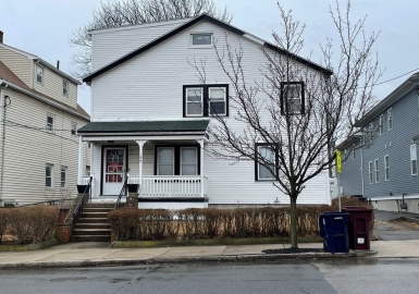199 Belmont, Everett, Massachusetts 02149, 5 Bedrooms Bedrooms, 9 Rooms Rooms,2 BathroomsBathrooms,Residential Income,For Sale,Belmont,73080986