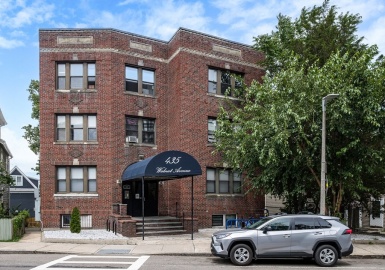 435 Walnut Avenue, Boston, Massachusetts 02119, 29 Bedrooms Bedrooms, 55 Rooms Rooms,14.5 BathroomsBathrooms,Residential Income,For Sale,Walnut Avenue,73042636