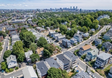 290 Summit Avenue, Boston, Massachusetts 02135, 9 Bedrooms Bedrooms, 15 Rooms Rooms,3 BathroomsBathrooms,Residential Income,For Sale,Summit Avenue,73025537