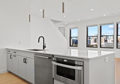 340 West 2nd St, Boston, Massachusetts 02127, 3 Bedrooms Bedrooms, 6 Rooms Rooms,3 BathroomsBathrooms,Residential,For Sale,340 West 2nd Street Condominiums,West 2nd St,73040289