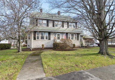 53 Ashland St, Taunton, Massachusetts 02780, 4 Bedrooms Bedrooms, 9 Rooms Rooms,2.5 BathroomsBathrooms,Residential,For Sale,Ashland St,73064859
