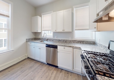 108 Boston, Boston, Massachusetts 02125, 2 Bedrooms Bedrooms, 5 Rooms Rooms,1 BathroomBathrooms,Residential Lease,For Rent,Boston,73203680
