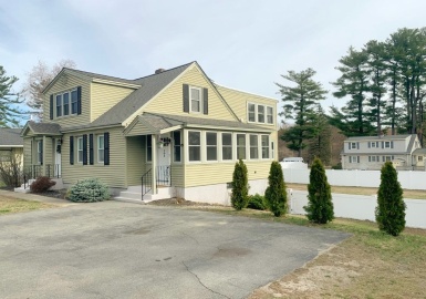 706 Lancaster, Leominster, Massachusetts 01453, 6 Bedrooms Bedrooms, 10 Rooms Rooms,3 BathroomsBathrooms,Residential Income,For Sale,Lancaster,73097680