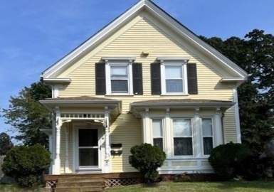 88 Stetson Street, Whitman, Massachusetts 02382, 3 Bedrooms Bedrooms, 10 Rooms Rooms,2.5 BathroomsBathrooms,Residential Income,For Sale,Stetson Street,73082437