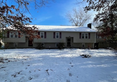 72-74 Federal Furnace Rd, Plymouth, Massachusetts 02360, 5 Bedrooms Bedrooms, 14 Rooms Rooms,2.5 BathroomsBathrooms,Residential Income,For Sale,Federal Furnace Rd,73072301