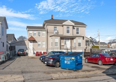 121 Powell St, Lowell, Massachusetts 01851, 6 Bedrooms Bedrooms, 14 Rooms Rooms,4 BathroomsBathrooms,Residential Income,For Sale,Powell St,73093492