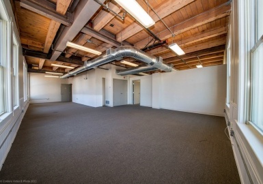 555 Pleasant St, New Bedford, Massachusetts 02740, ,Commercial Lease,For Rent,Pleasant St,73088239