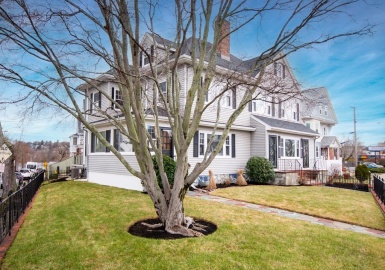 310 Massachusetts Ave, Arlington, Massachusetts 02474, 9 Bedrooms Bedrooms, 23 Rooms Rooms,5 BathroomsBathrooms,Residential Income,For Sale,Massachusetts Ave,73093524