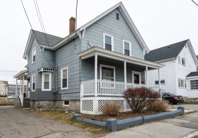101 Crawford Street, Lowell, Massachusetts 01854, 3 Bedrooms Bedrooms, 8 Rooms Rooms,2 BathroomsBathrooms,Residential Income,For Sale,Crawford Street,73095929