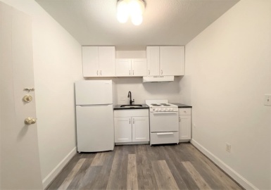 625 Main Street, Reading, Massachusetts 01867, 1 Bedroom Bedrooms, 3 Rooms Rooms,1 BathroomBathrooms,Residential Lease,For Rent,Main Street,73070923