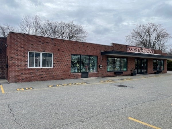 565 Chickering Road, North Andover, Massachusetts 01845