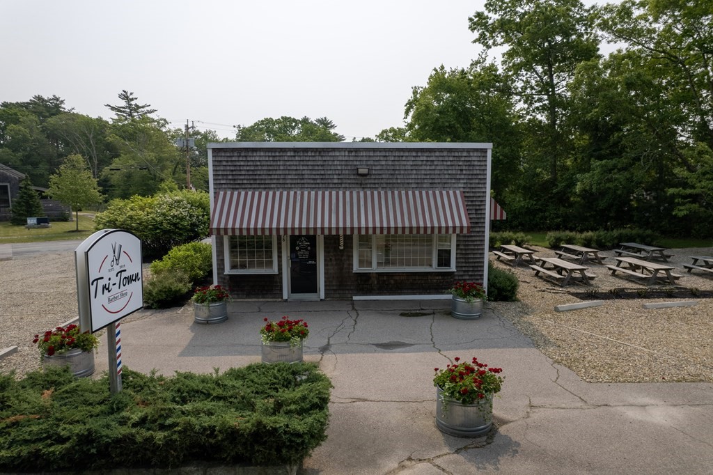 428 Wareham Rd, Marion, Massachusetts 02738