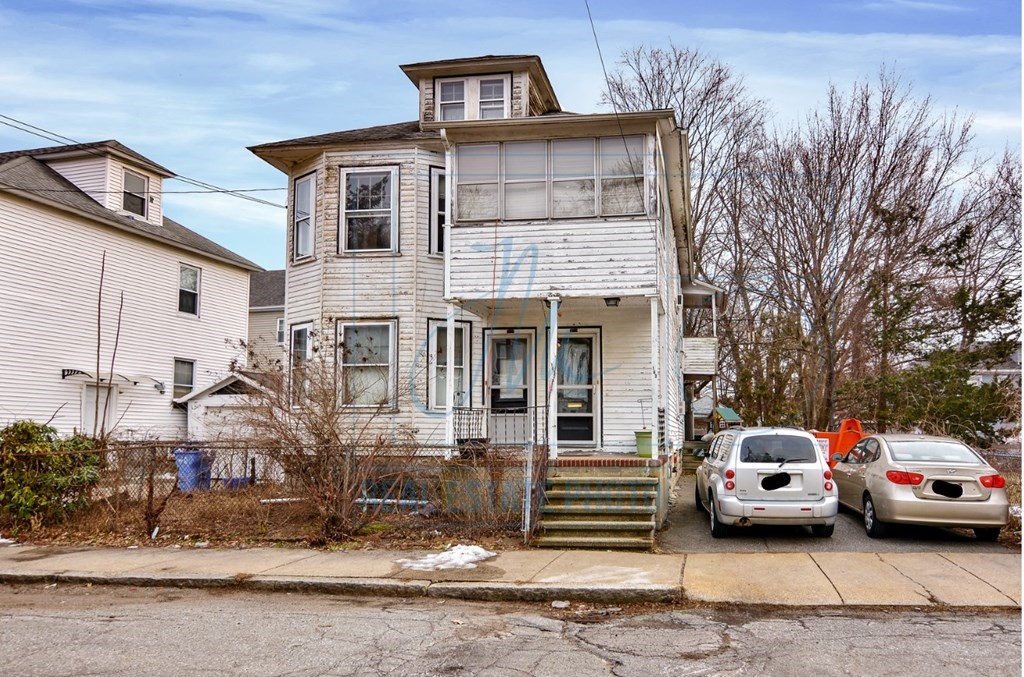 161-163 Dawes St, Lawrence, Massachusetts 01841