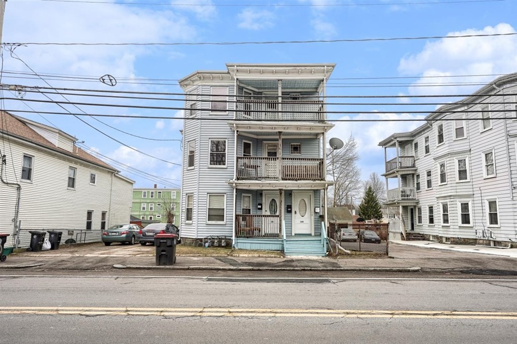 186 Forest Avenue, Brockton, Massachusetts 02301