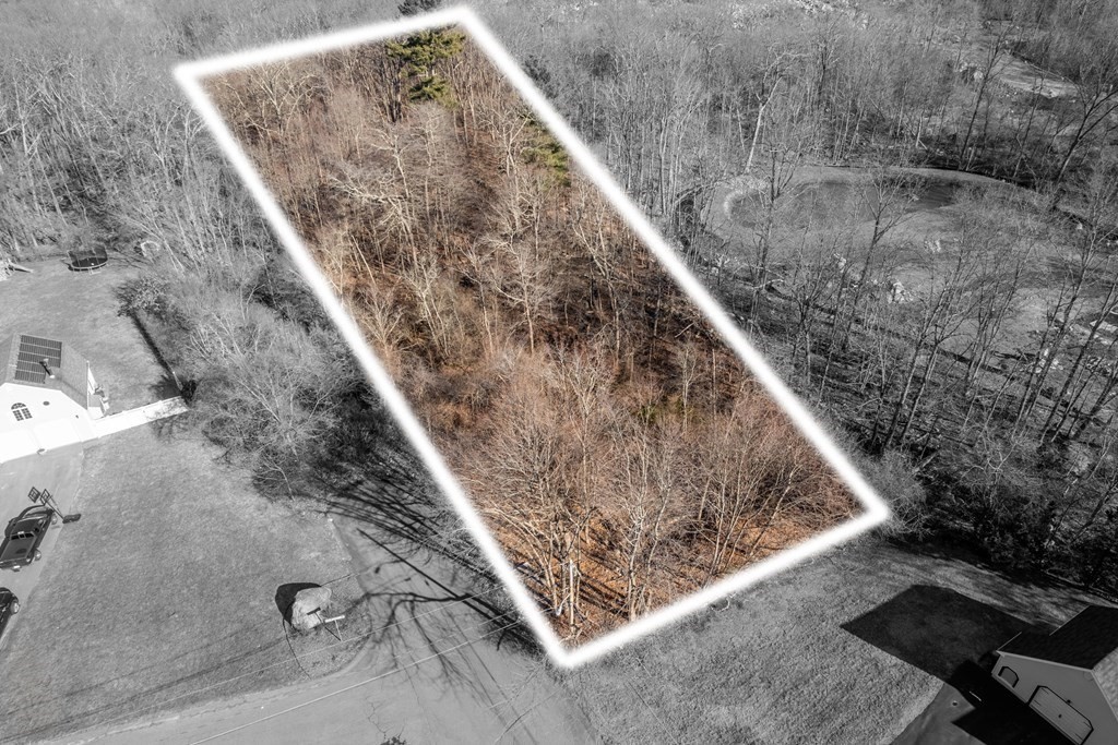 5 Bruce St, Avon, Massachusetts 02322