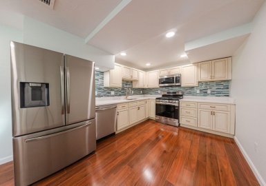 490 Newport Ave, Attleboro, Massachusetts 02703, 6 Bedrooms Bedrooms, 12 Rooms Rooms,5 BathroomsBathrooms,Residential Income,For Sale,Newport Ave,73079934