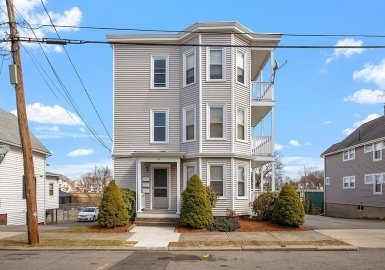 68 Laurel St, Lynn, Massachusetts 01905, 6 Bedrooms Bedrooms, 15 Rooms Rooms,3 BathroomsBathrooms,Residential Income,For Sale,Laurel St,73091661