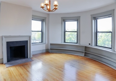 1093-1095 Beacon Street, Brookline, Massachusetts 02446, 39 Rooms Rooms,6 BathroomsBathrooms,Residential Income,For Sale,Beacon Street,73098590