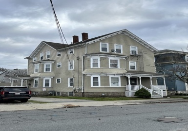 1305 North Main St, Fall River, Massachusetts 02720, 9 Bedrooms Bedrooms, 15 Rooms Rooms,3 BathroomsBathrooms,Residential Income,For Sale,North Main St,73076709