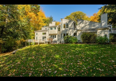 15 Mcintosh Dr, Wilbraham, Massachusetts 01095, 4 Bedrooms Bedrooms, 10 Rooms Rooms,3.5 BathroomsBathrooms,Residential,For Sale,Mcintosh Dr,73013381