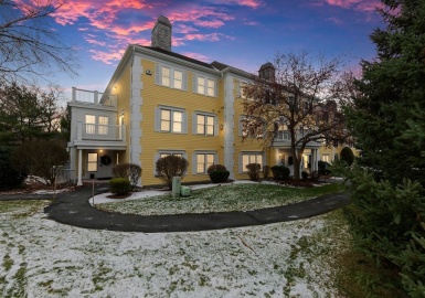 1 Riverview Boulevard, Methuen, Massachusetts 01844, 2 Bedrooms Bedrooms, 7 Rooms Rooms,2.5 BathroomsBathrooms,Residential,For Sale,Pride's Crossing,Riverview Boulevard,73066785