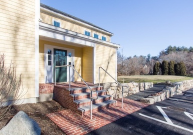 587R Bay Road, Hamilton, Massachusetts 01982, ,Commercial Lease,For Rent,Bay Road,73057638
