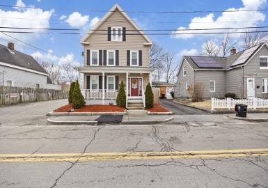 95 Clinton Street, Brockton, Massachusetts 02302, 9 Bedrooms Bedrooms, 15 Rooms Rooms,4 BathroomsBathrooms,Residential Income,For Sale,Clinton Street,73088281