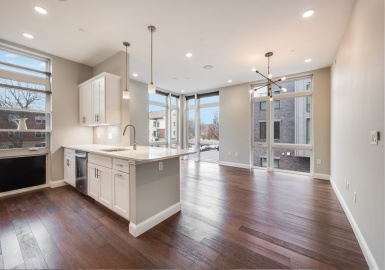 170 W Broadway St, Boston, Massachusetts 02127, 2 Bedrooms Bedrooms, 6 Rooms Rooms,2 BathroomsBathrooms,Residential Lease,For Rent,W Broadway St,73065699